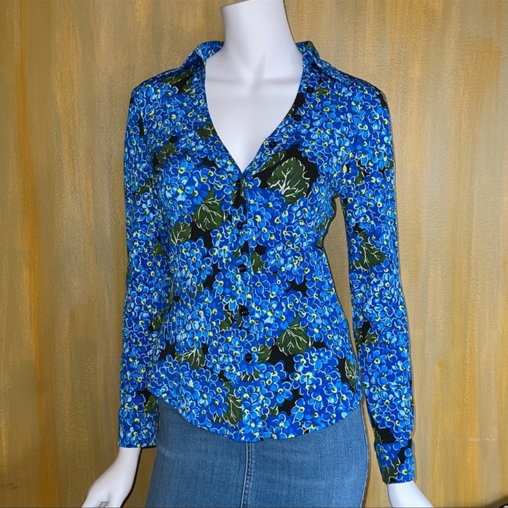 Zara Hydrangea Floral Print Fitted Button Down Long Sleeve Blouse Small NWT
